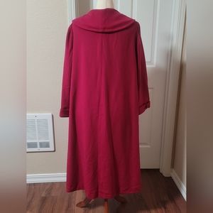 Vintage fuchsia swing coat. Satin lining, pockets, bows at cuff, sailor collar